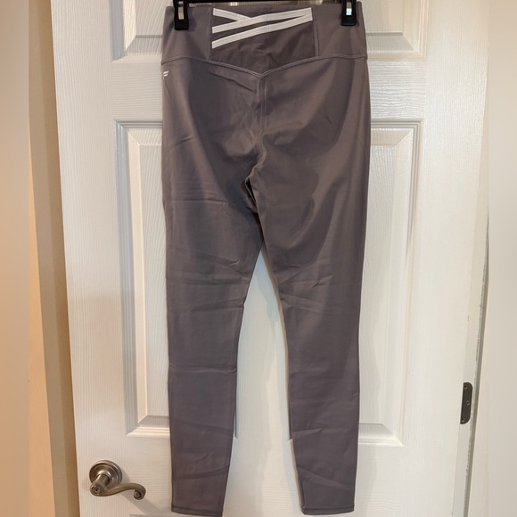 Fabletics legging - Picture 2 of 2